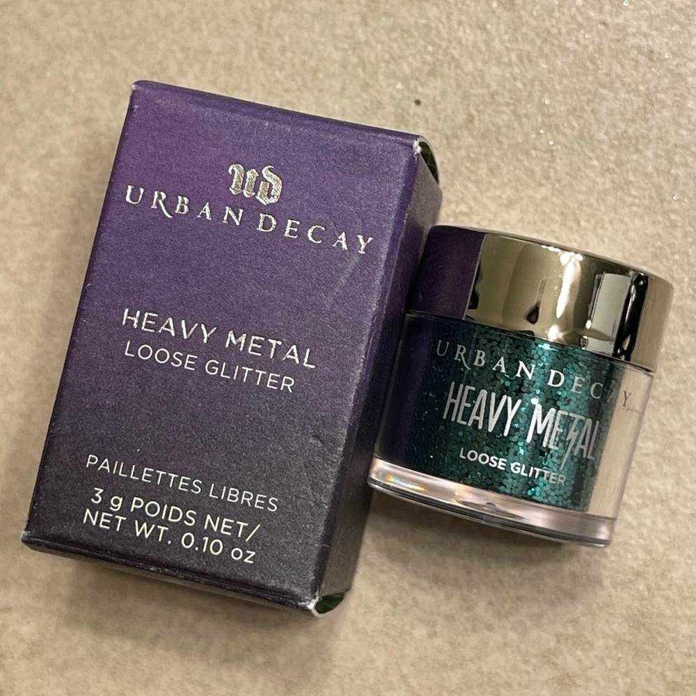 Urban Decay Loose Glitter in- LOADED.